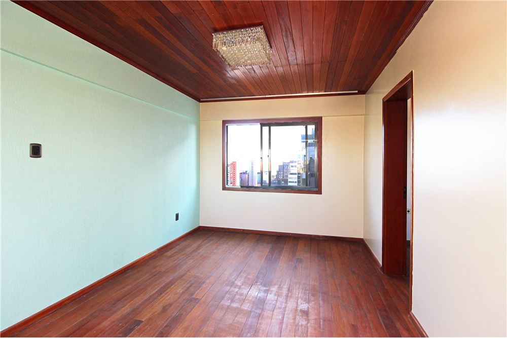 Apartamento à venda com 2 quartos, 80m² - Foto 6