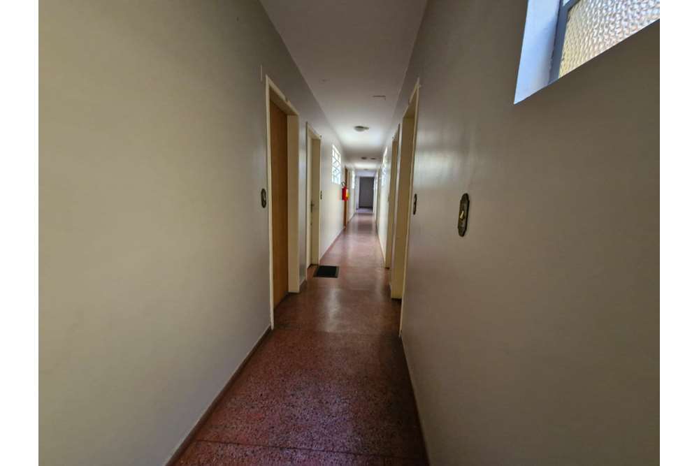 Apartamento à venda com 1 quarto, 35m² - Foto 10