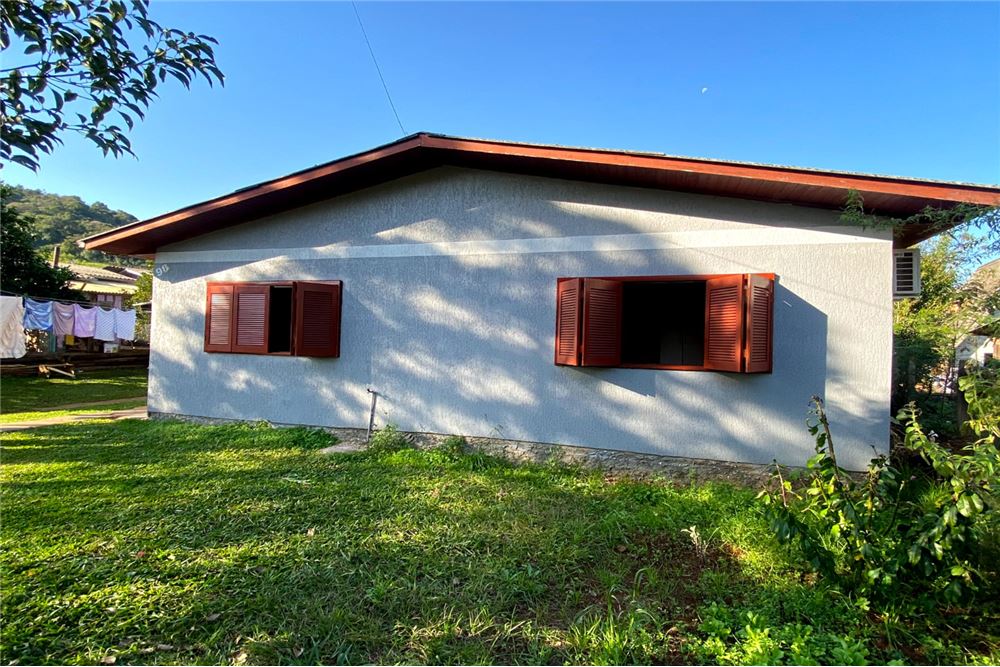 Casa à venda com 1 quarto, 550m² - Foto 13