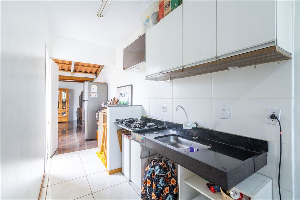 Casa à venda com 2 quartos, 95m² - Foto 13