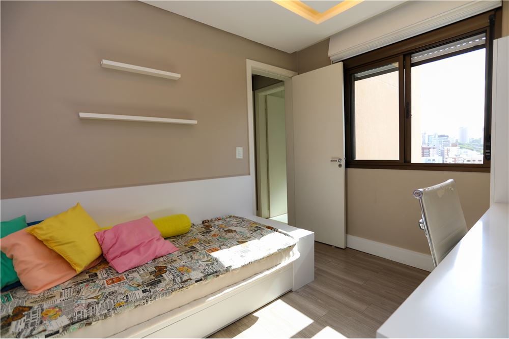 Apartamento à venda com 3 quartos, 84m² - Foto 25