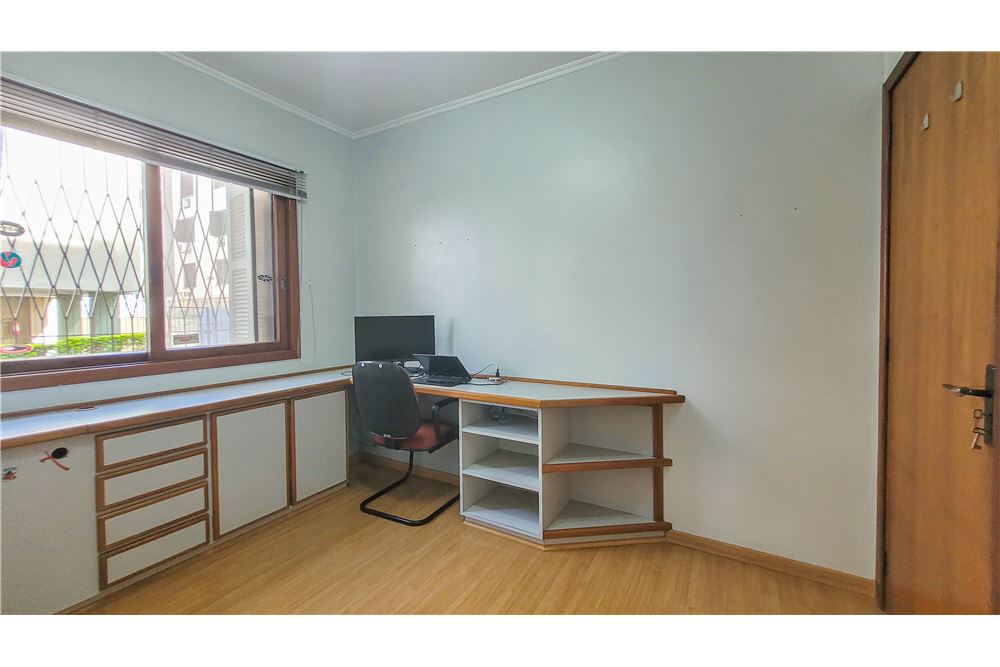 Apartamento à venda com 3 quartos, 130m² - Foto 11