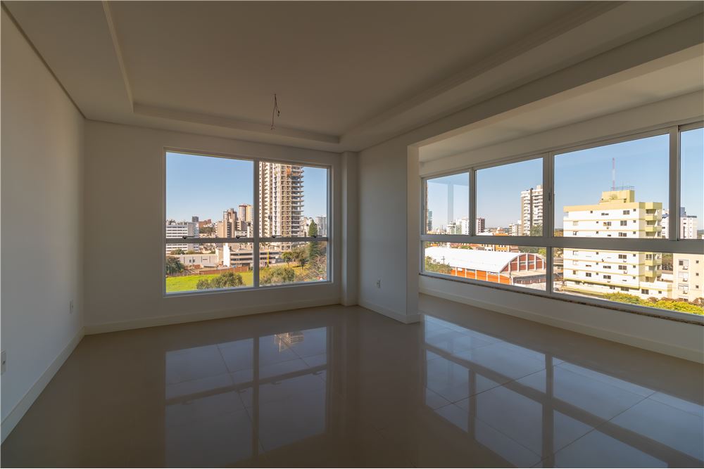 Apartamento à venda com 3 quartos, 134m² - Foto 3