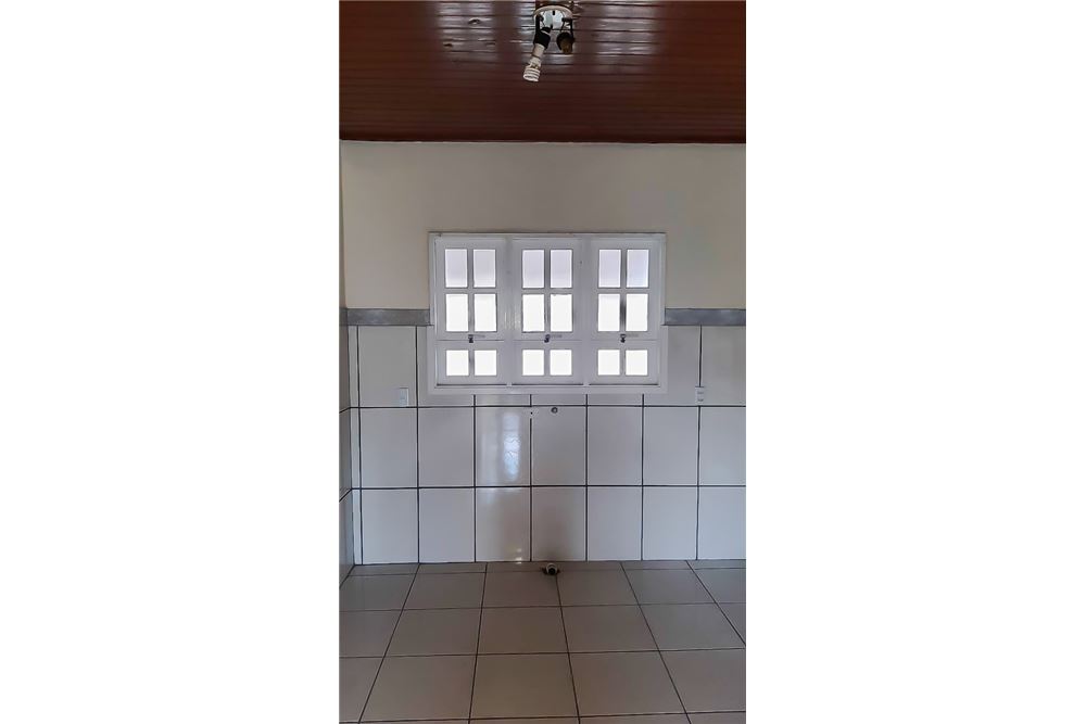 Casa à venda com 2 quartos, 250m² - Foto 5