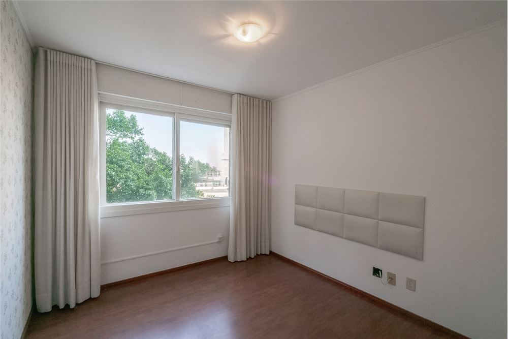 Apartamento à venda com 3 quartos, 175m² - Foto 17