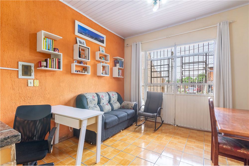 Casa à venda com 5 quartos, 240m² - Foto 18