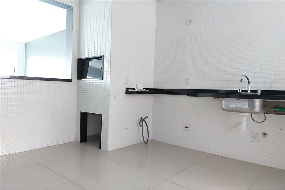 Apartamento à venda com 3 quartos, 163m² - Foto 3