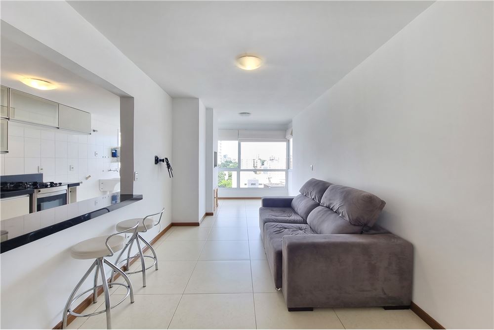 Apartamento à venda com 2 quartos, 104m² - Foto 3