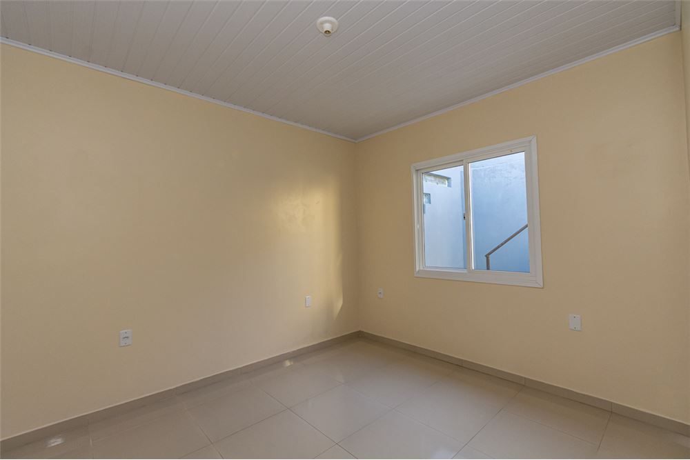 Casa à venda com 2 quartos, 210m² - Foto 13