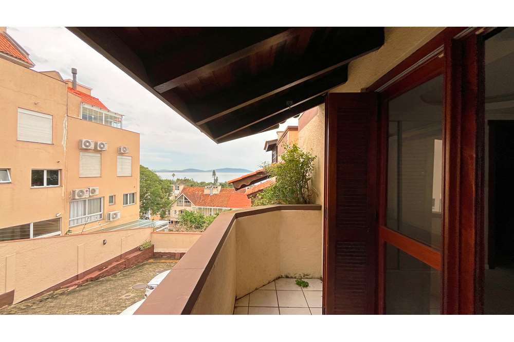 Casa de Condomínio à venda com 3 quartos, 249m² - Foto 10