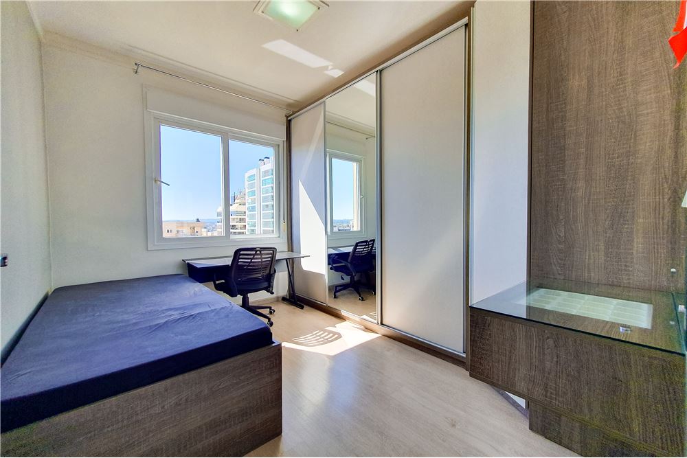 Apartamento à venda com 3 quartos, 110m² - Foto 13