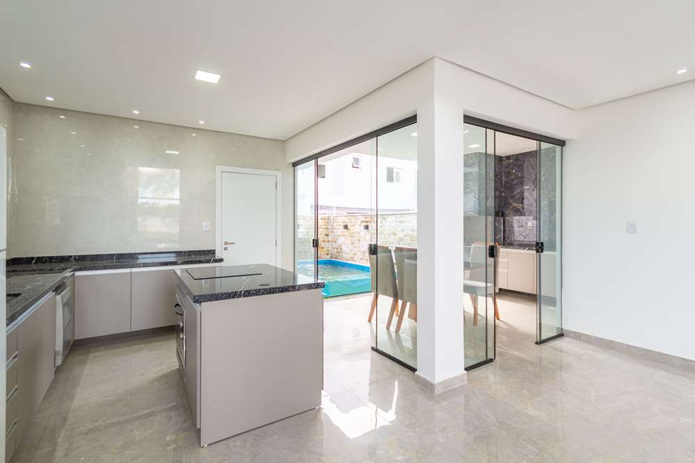 Casa à venda com 4 quartos, 202m² - Foto 15