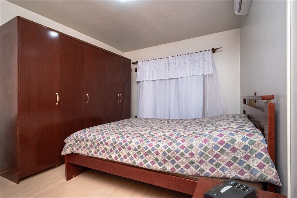 Casa à venda com 4 quartos, 250m² - Foto 21