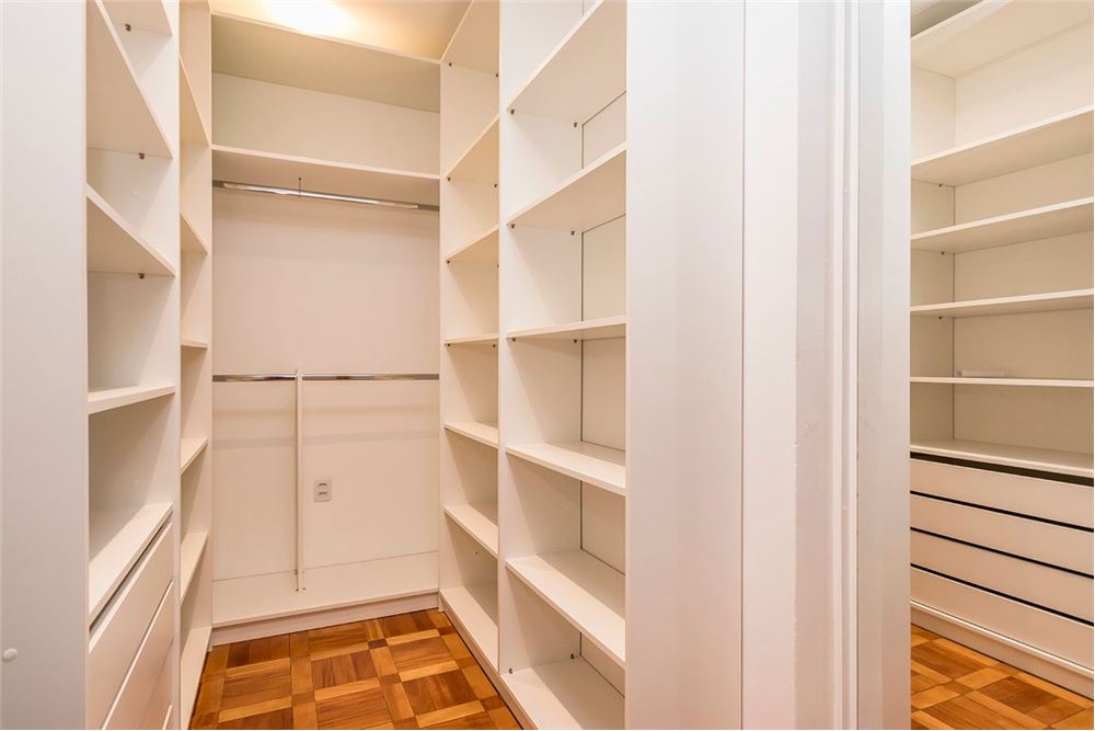 Apartamento à venda com 3 quartos, 107m² - Foto 10