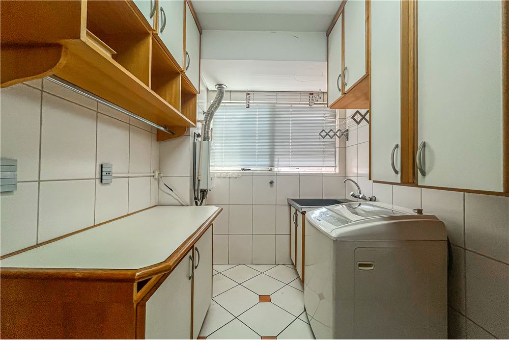 Apartamento à venda com 3 quartos, 129m² - Foto 9