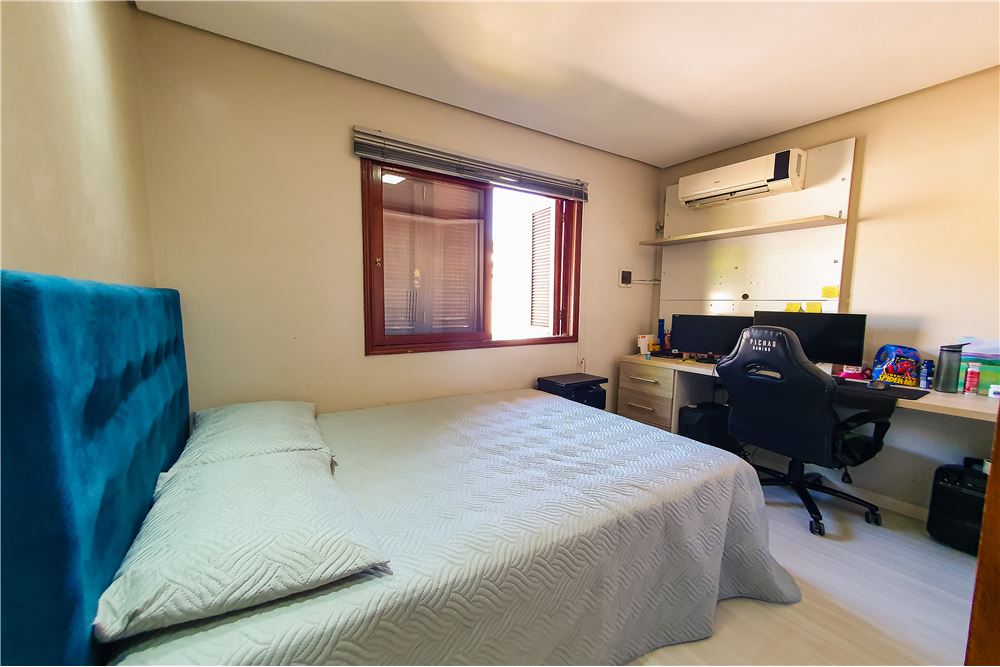 Casa à venda com 3 quartos, 300m² - Foto 14