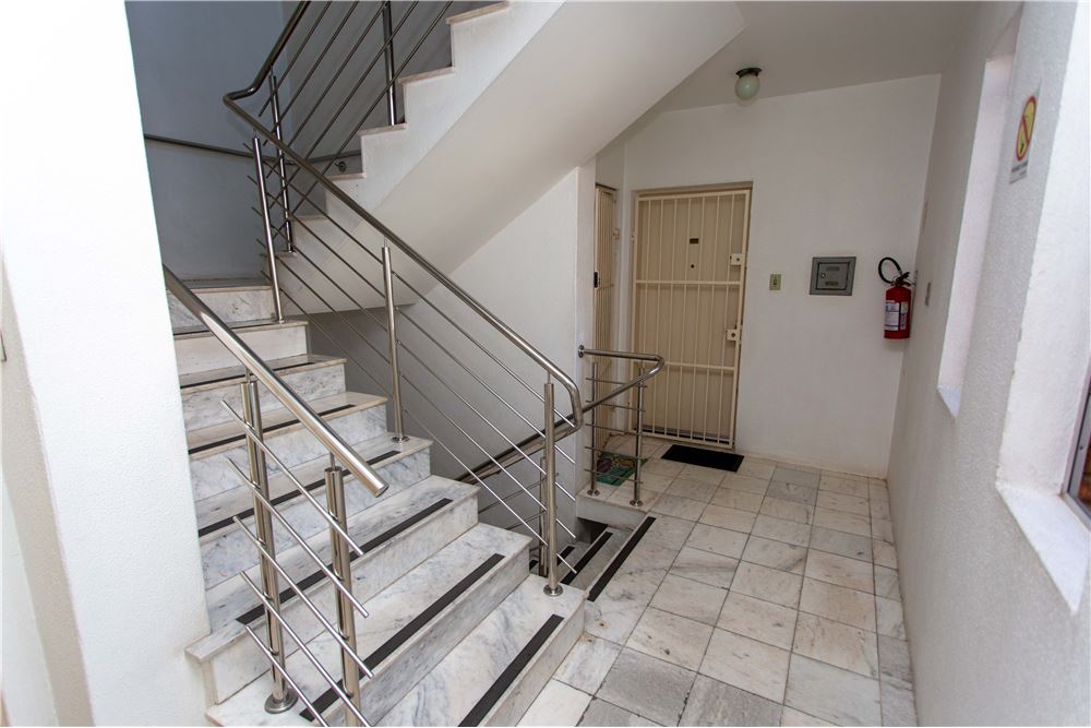 Apartamento à venda com 4 quartos, 185m² - Foto 6