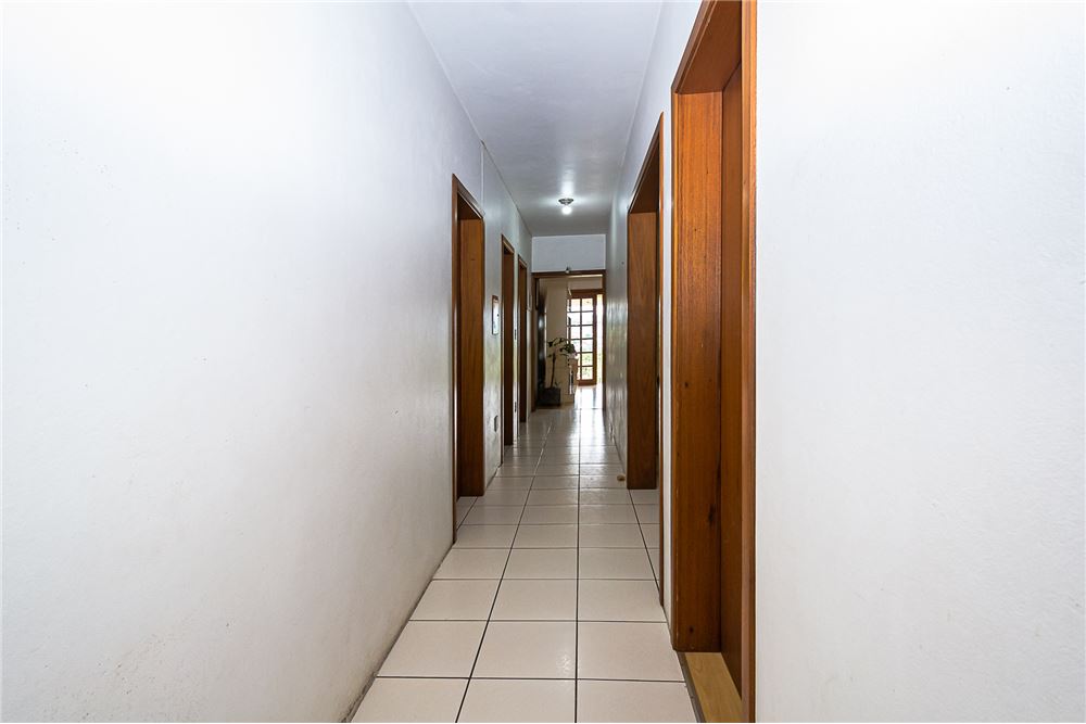 Casa à venda com 3 quartos, 141m² - Foto 15