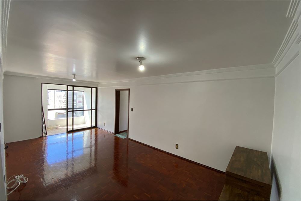 Apartamento à venda com 1 quarto, 100m² - Foto 7