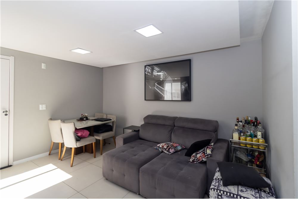 Apartamento à venda com 2 quartos, 56m² - Foto 4