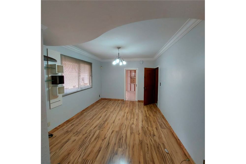 Apartamento à venda com 1 quarto, 76m² - Foto 3