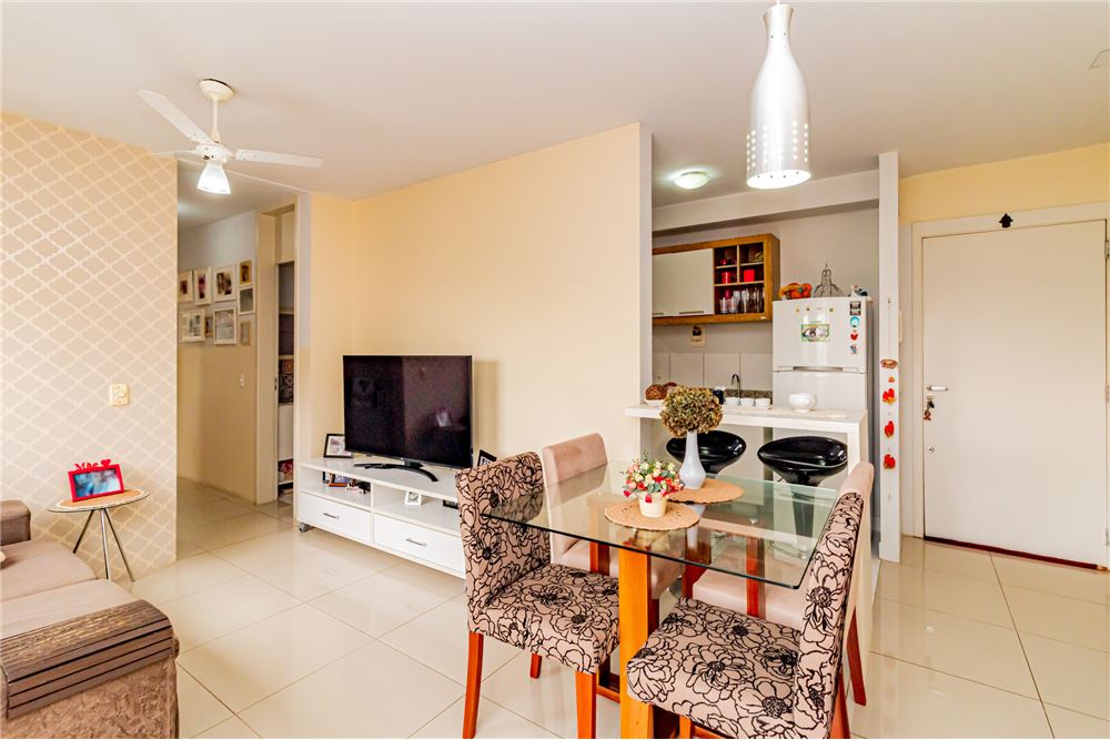 Apartamento à venda com 3 quartos, 119m² - Foto 3