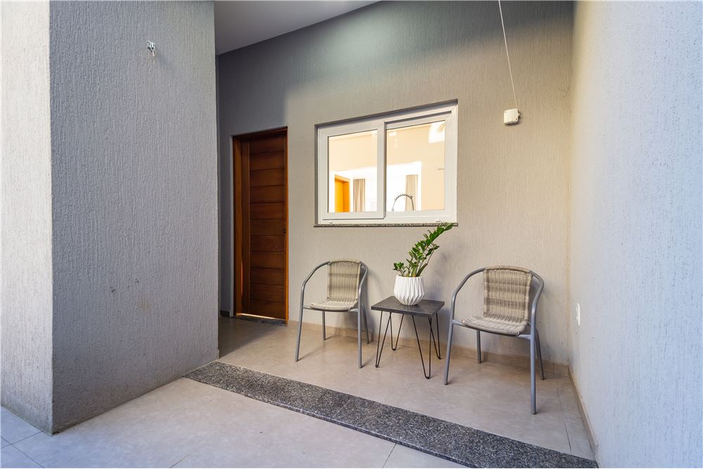 Casa à venda com 2 quartos, 100m² - Foto 17