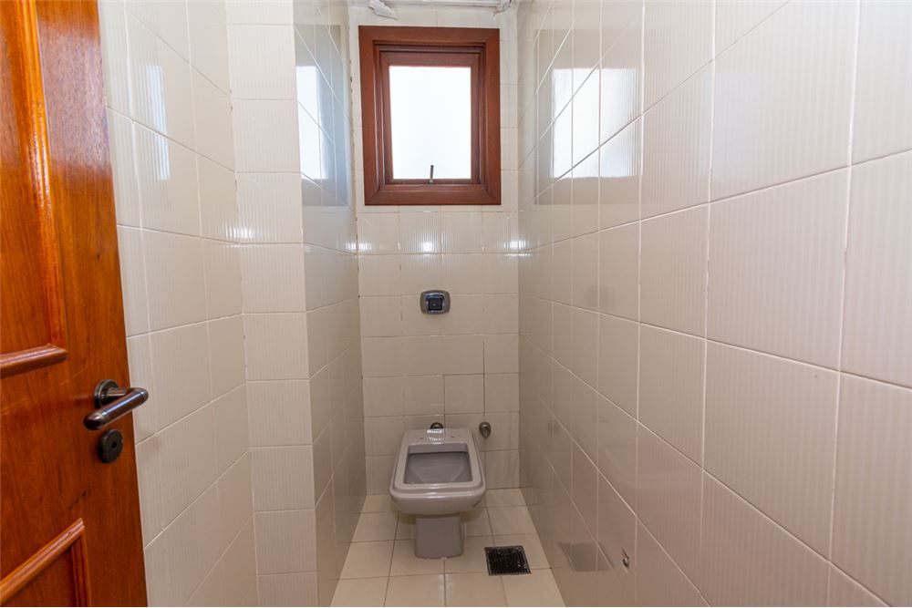 Apartamento à venda com 3 quartos, 156m² - Foto 11