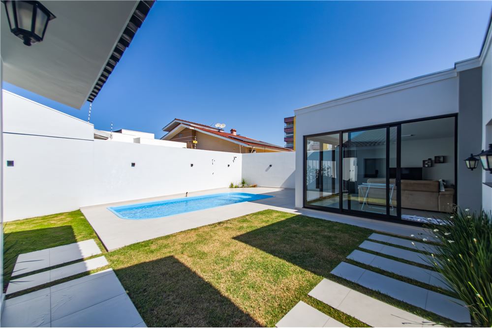 Casa à venda com 2 quartos, 378m² - Foto 16