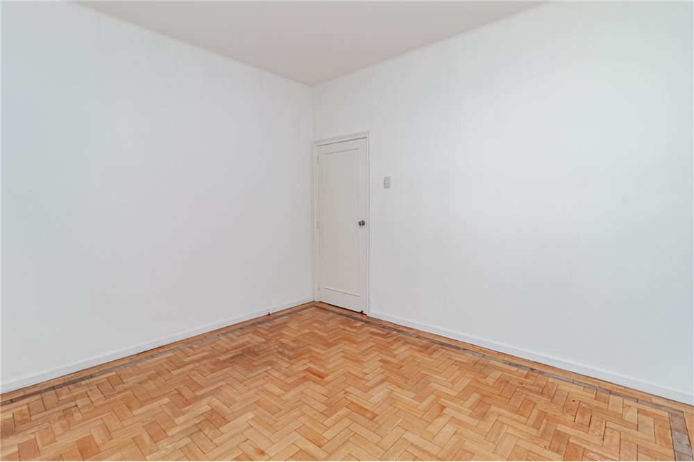 Apartamento à venda com 4 quartos, 185m² - Foto 12