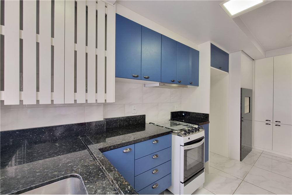 Apartamento à venda com 2 quartos, 106m² - Foto 13