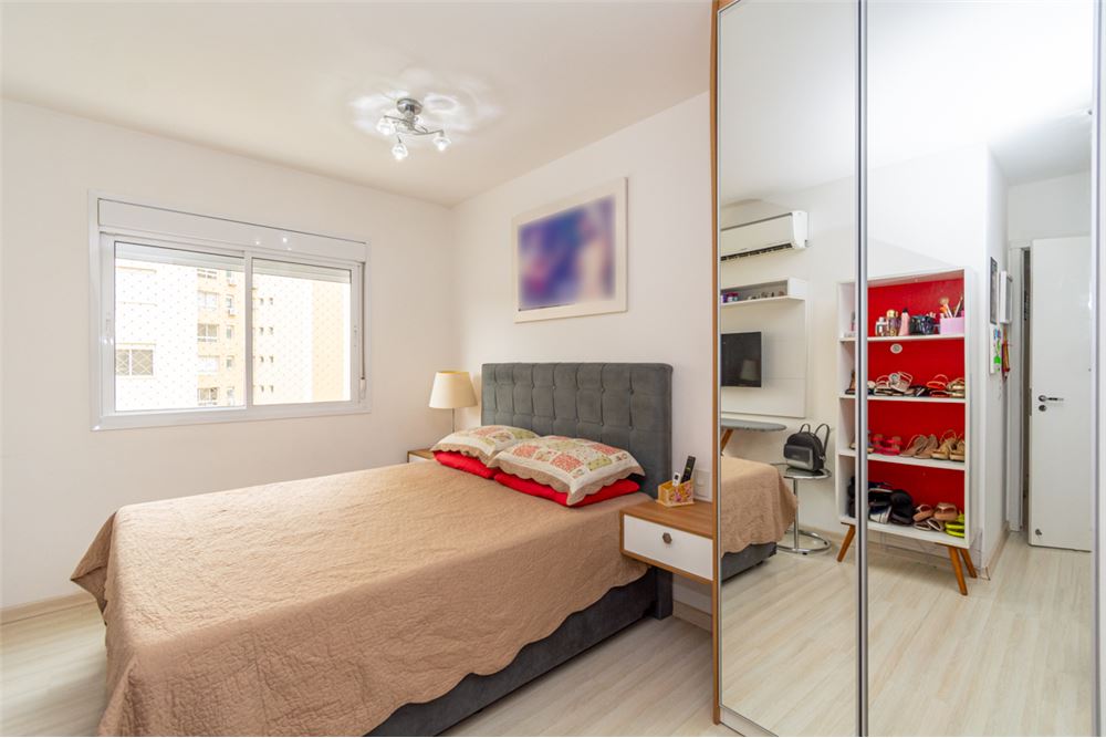 Apartamento à venda com 3 quartos, 76m² - Foto 11