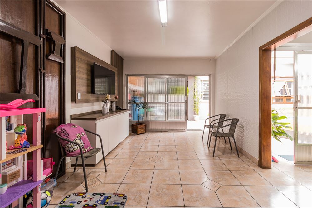 Casa à venda com 3 quartos, 300m² - Foto 24