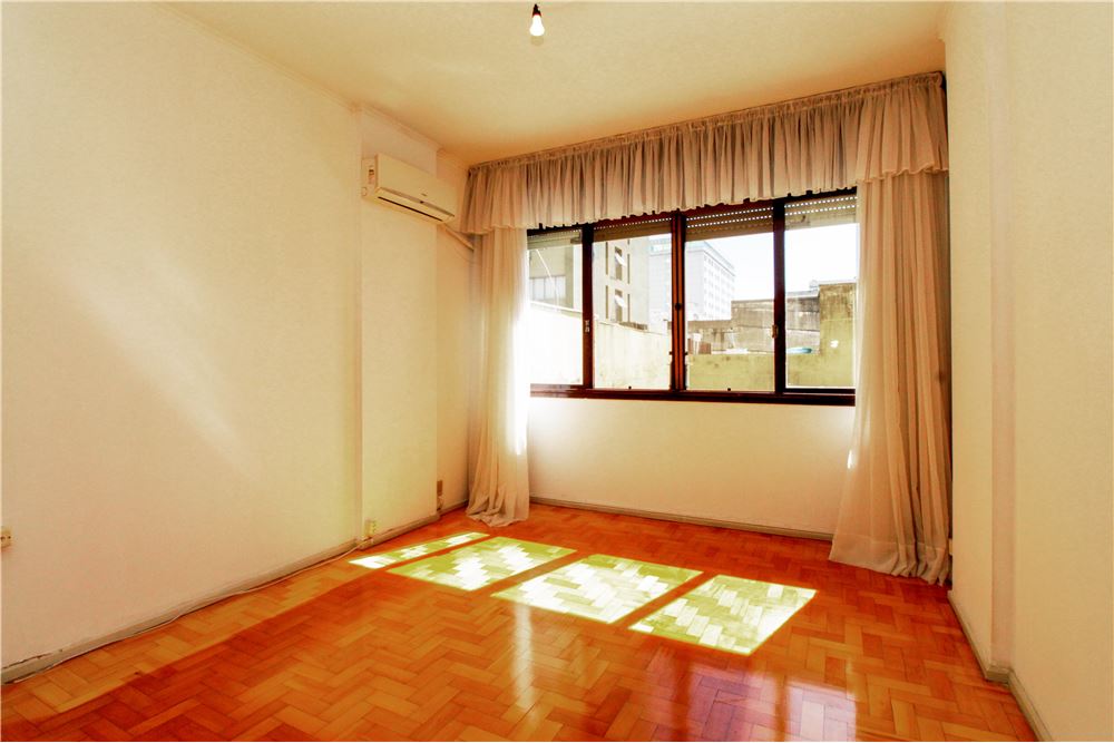 Apartamento à venda com 4 quartos, 186m² - Foto 18