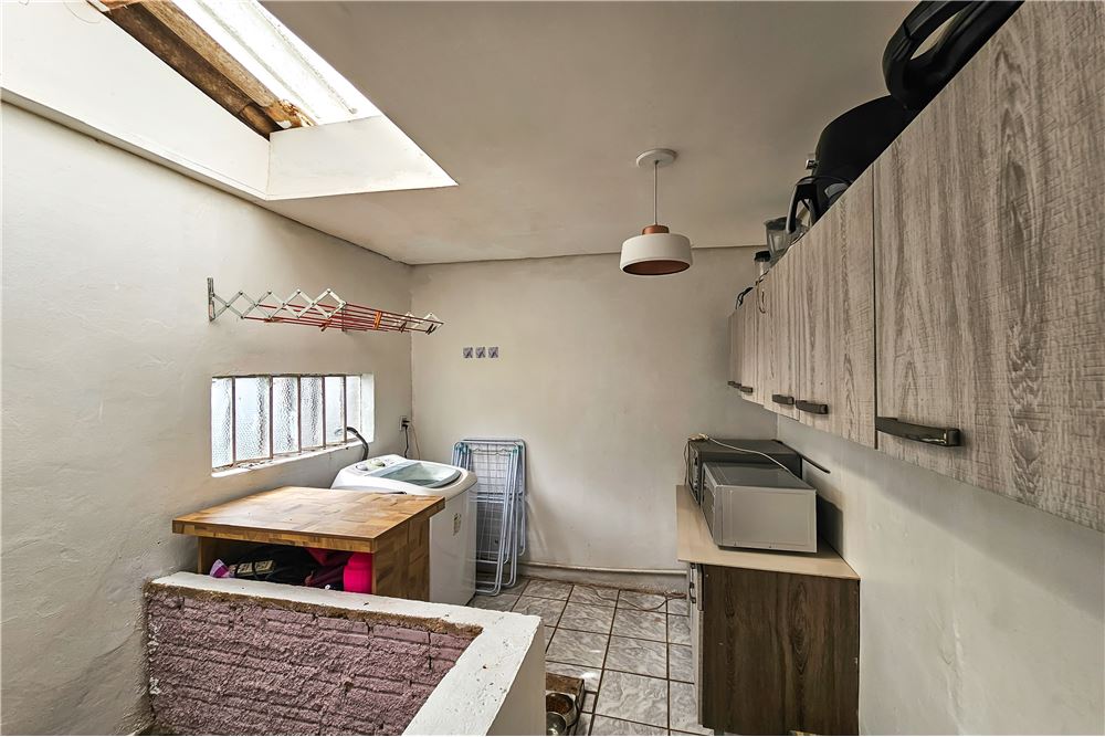 Casa à venda com 3 quartos, 300m² - Foto 13