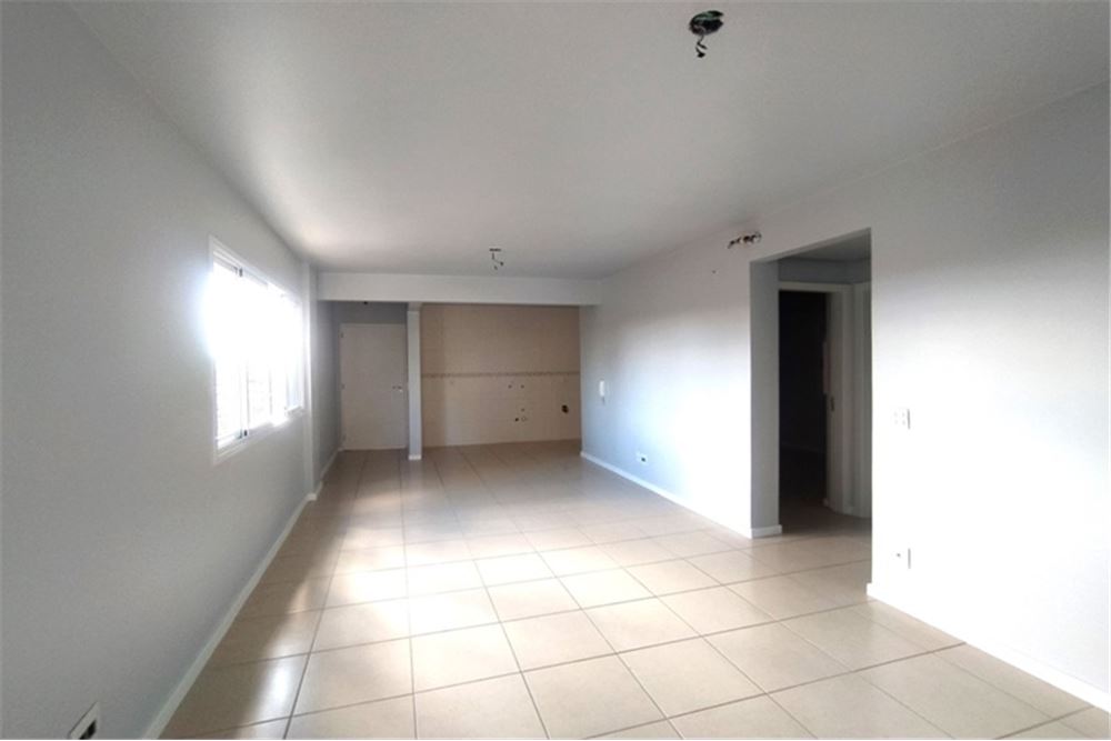 Apartamento para alugar com 3 quartos, 137m² - Foto 4