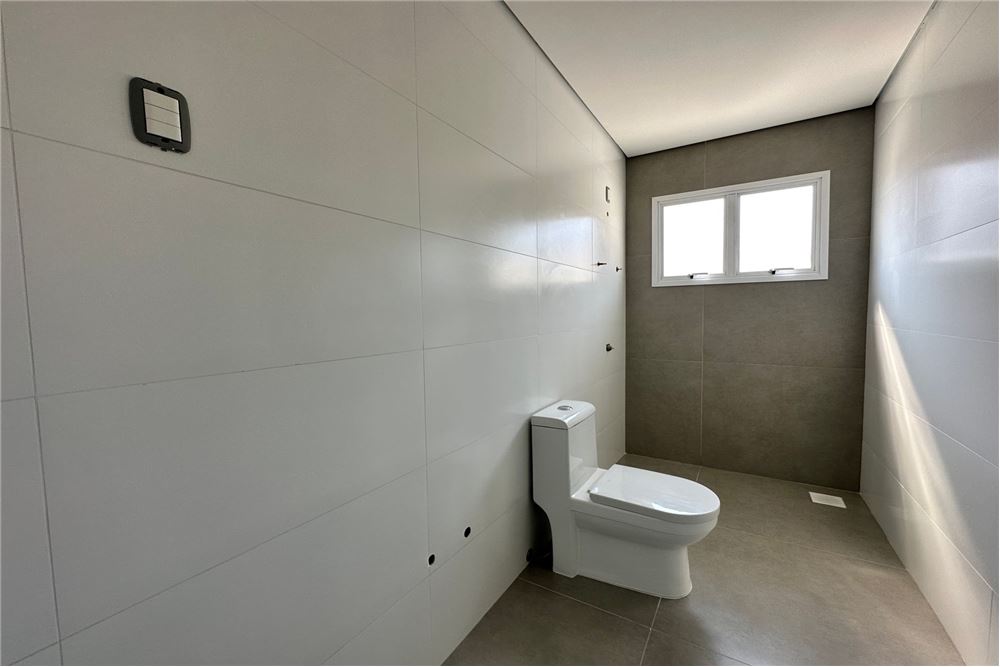 Casa à venda com 3 quartos, 188m² - Foto 10