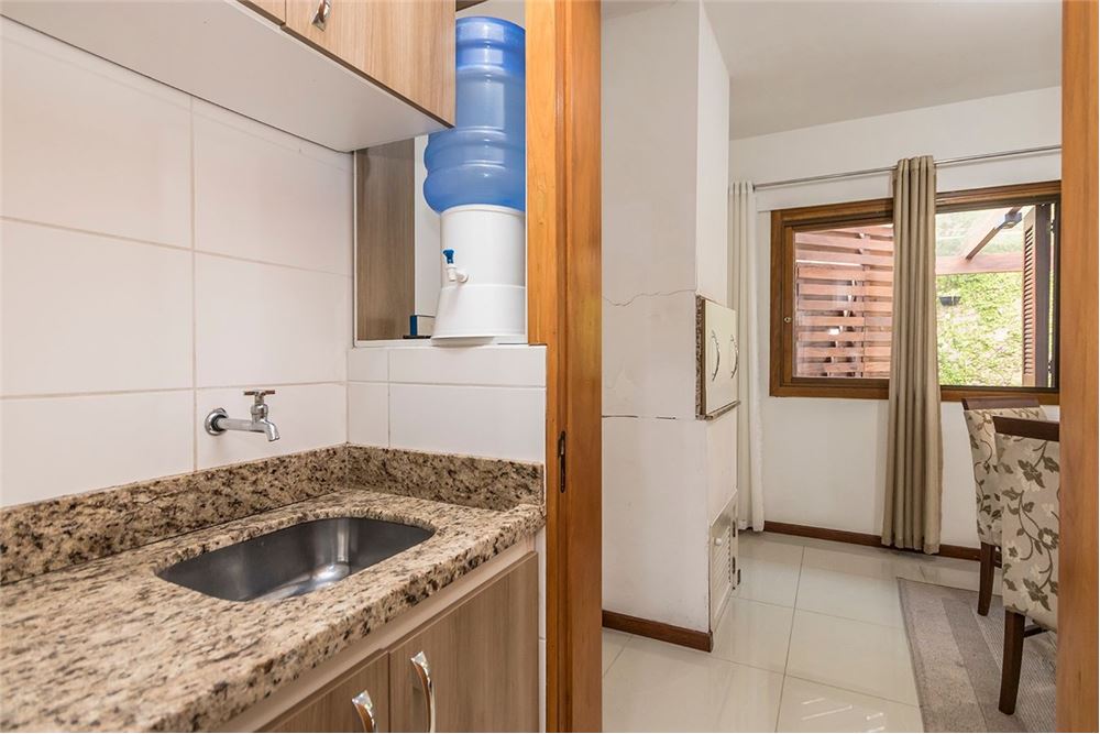 Casa de Condomínio à venda com 2 quartos, 200m² - Foto 19