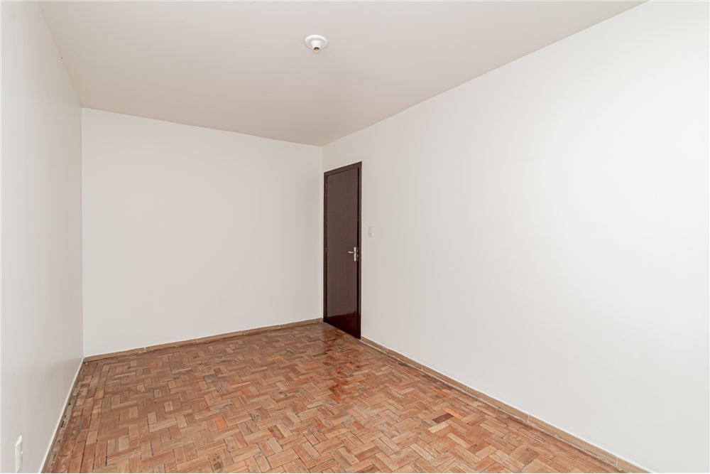 Apartamento à venda com 2 quartos, 58m² - Foto 8