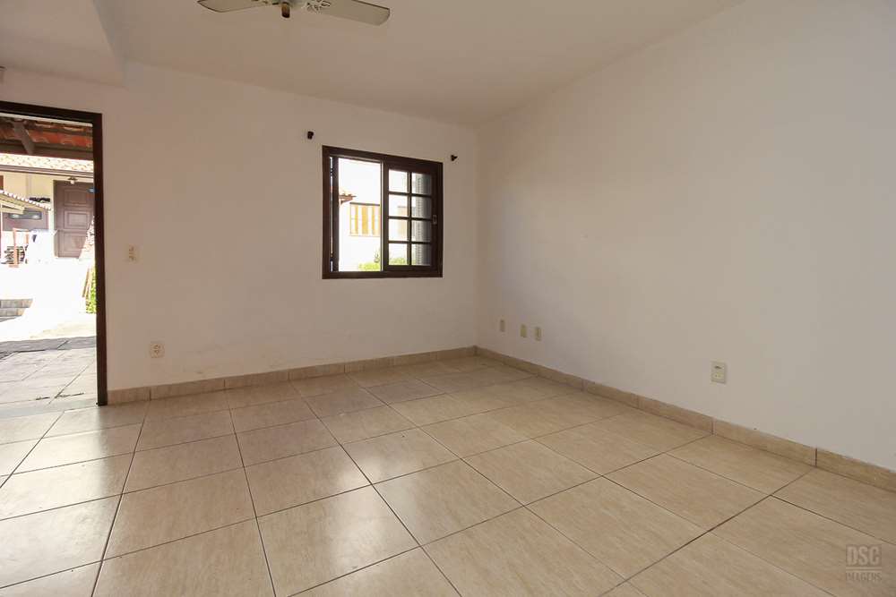 Casa de Condomínio à venda com 3 quartos, 106m² - Foto 5