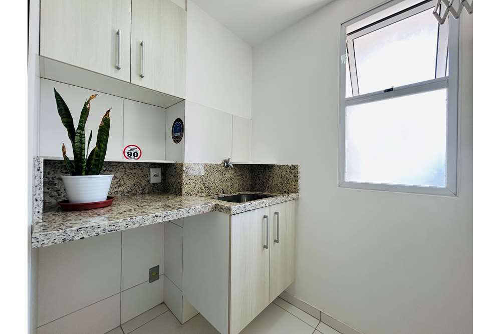 Apartamento à venda com 2 quartos, 68m² - Foto 11