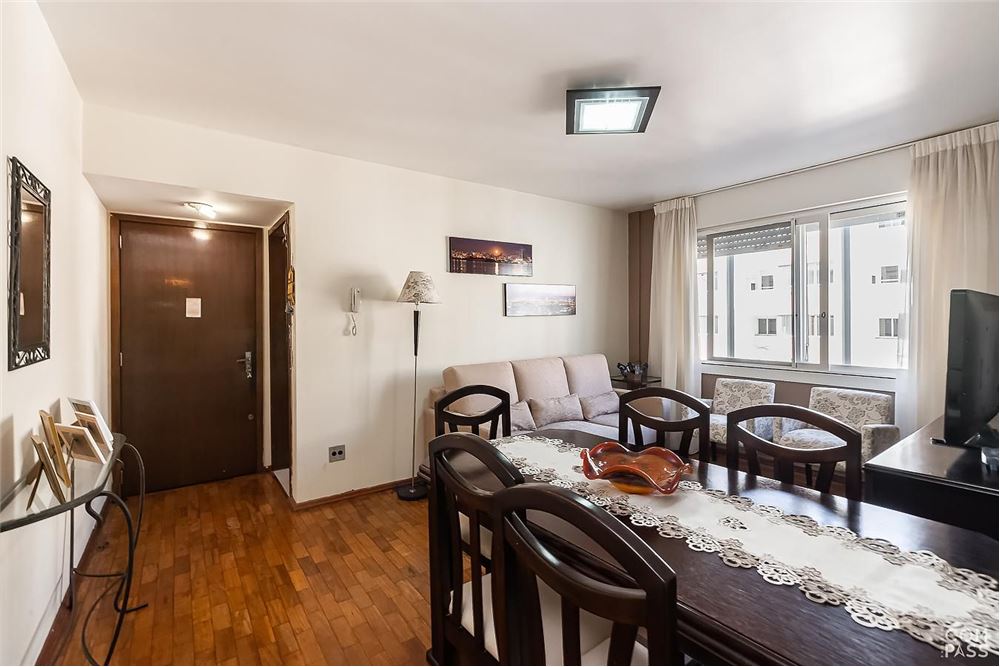 Apartamento à venda com 2 quartos, 82m² - Foto 2