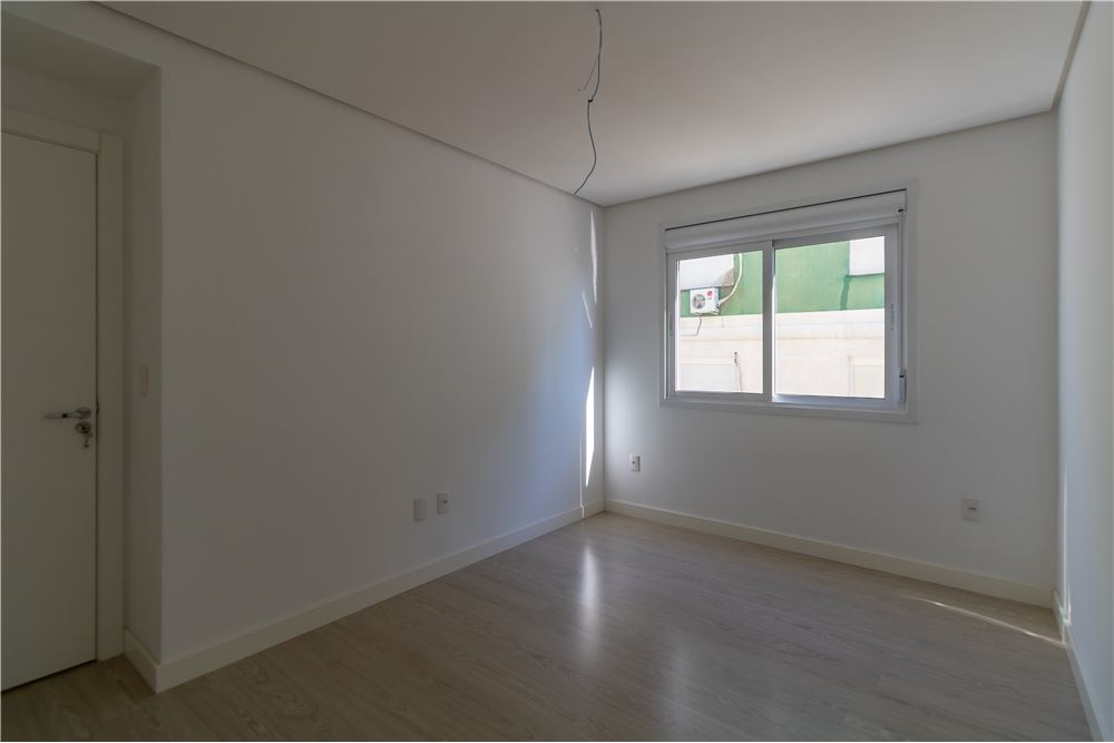 Apartamento à venda com 3 quartos, 134m² - Foto 17