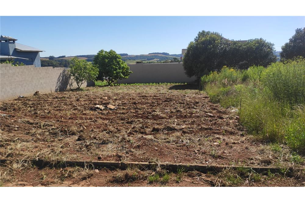 Terreno à venda, 300m² - Foto 1