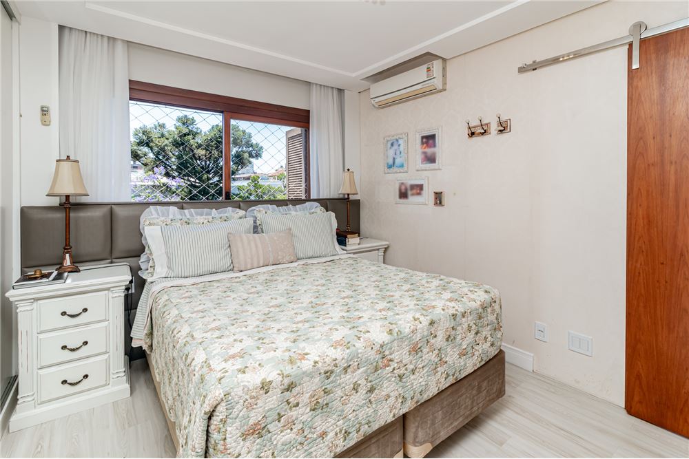 Apartamento à venda com 3 quartos, 156m² - Foto 17