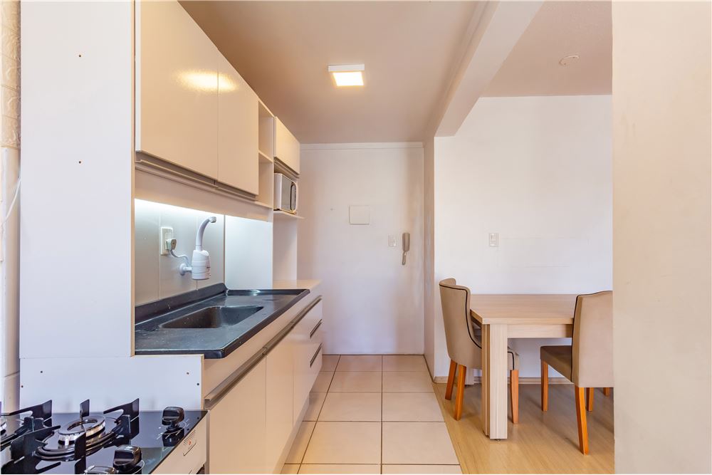 Apartamento à venda com 2 quartos, 64m² - Foto 25