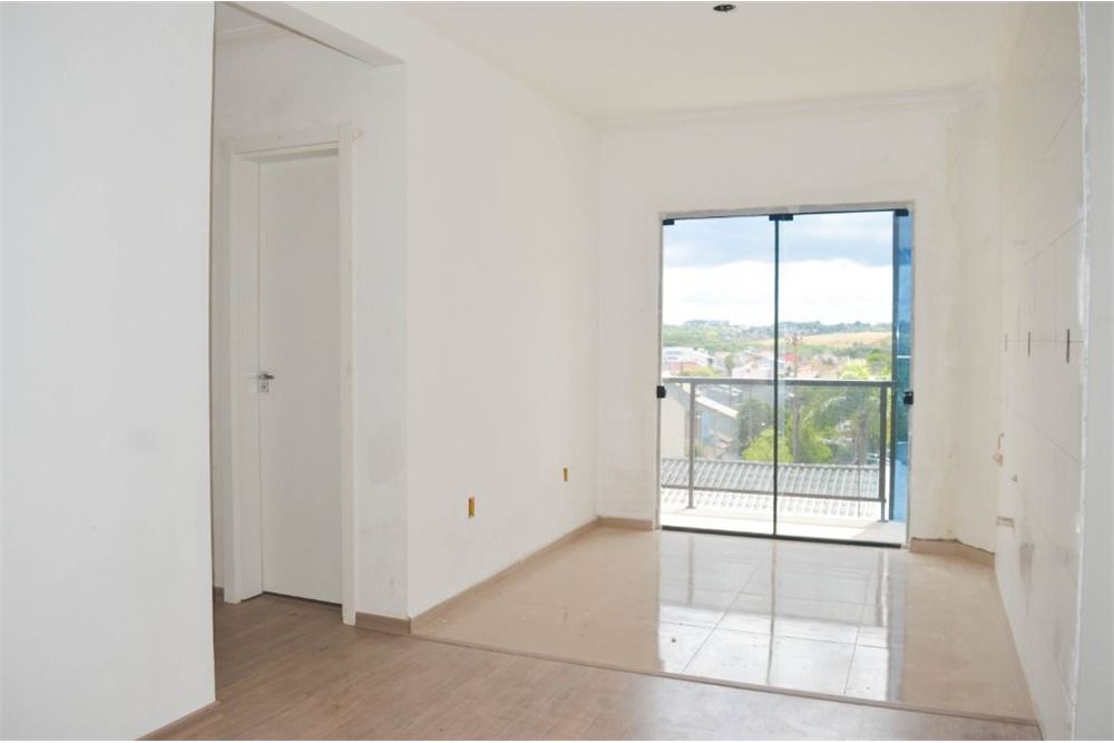 Apartamento à venda com 2 quartos, 60m² - Foto 2