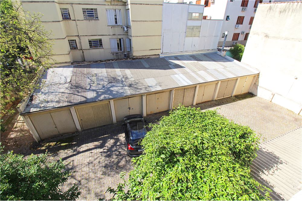 Apartamento à venda com 2 quartos, 74m² - Foto 23