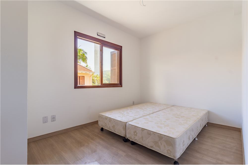 Casa de Condomínio à venda com 2 quartos, 72m² - Foto 10