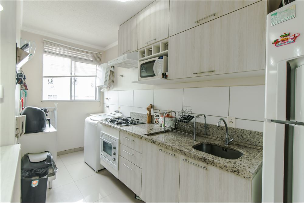 Apartamento à venda com 2 quartos, 44m² - Foto 4